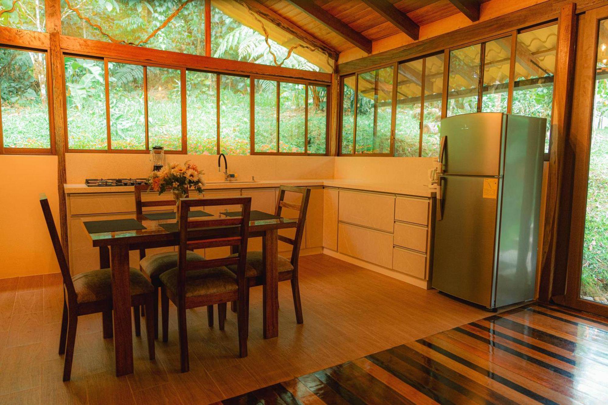 Finca Las Palmas Ecolodge Puyo Dış mekan fotoğraf
